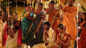 Pushpaka Vimanam's poster