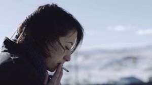 Death Doesn't Exist, and Love Doesn't Either's poster
