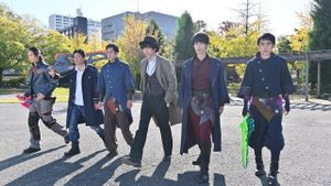 Kamen Rider Saber: The Phoenix Swordsman and the Book of Ruin's poster