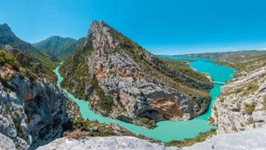 Gorges du Verdon: Les défis du plus grand canyon d'Europe's poster