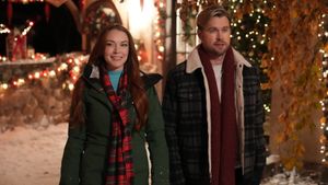 Falling for Christmas's poster