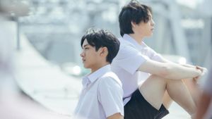 Tell the World I Love You's poster