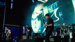 Blur: Live at Wembley Stadium's poster