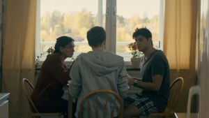 Distances's poster