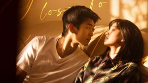 Close to Love's poster