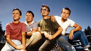 Walking the Tracks: The Summer of Stand by Me's poster