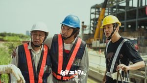 Workers: The Movie's poster