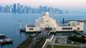 Qatar, a Dynasty with Global Ambitions's poster