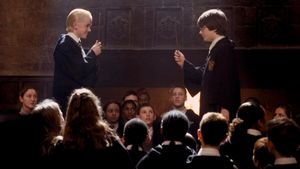 Harry Potter and the Chamber of Secrets's poster