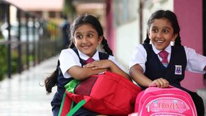 Enga Amma Rani's poster