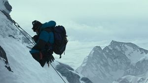 Everest's poster