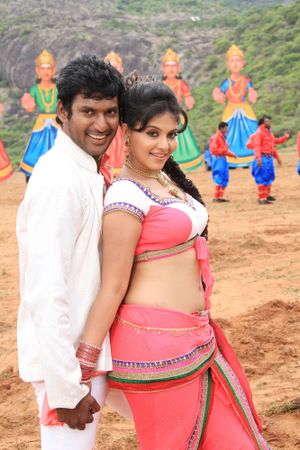 Madha Gaja Raja's poster