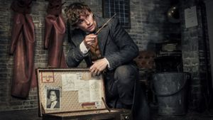Fantastic Beasts: The Crimes of Grindelwald's poster