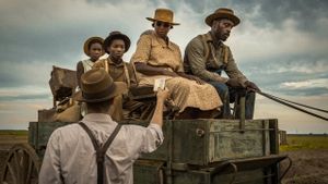 Mudbound's poster