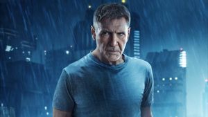 Blade Runner 2049's poster