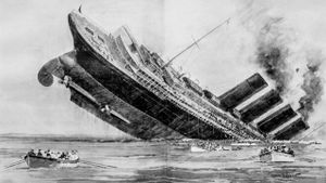 Sinking the Lusitania: An American Tragedy's poster