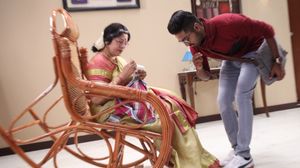 100% Kadhal's poster