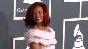 Rihanna: No Regrets's poster