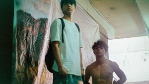 How to Die Young in Manila's poster