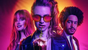 Night Teeth's poster