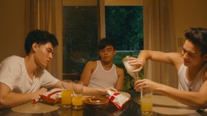 2 Cool 2 Be 4gotten's poster