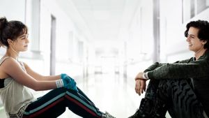 Five Feet Apart's poster