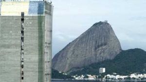 Crônica da demolição's poster