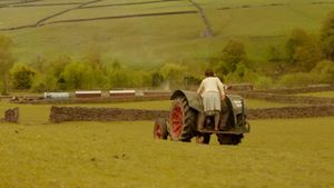 The Railway Children Return's poster