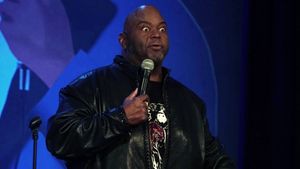 Lavell Crawford: New Look Same Funny!'s poster