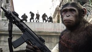 Dawn of the Planet of the Apes's poster
