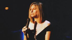 Barbra Streisand: The Concert - Live at the MGM Grand's poster