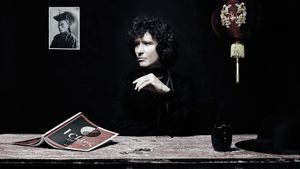 Enrique Bunbury MTV Unplugged: El libro de las mutaciones's poster