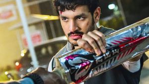 Mr. Majnu's poster