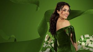 Unwrapping Christmas: Mia's Prince's poster