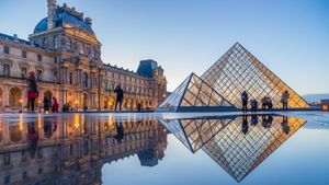 Le Louvre, un musée pharaonique's poster