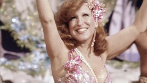 Bette Midler: Ol' Red Hair Is Back's poster