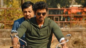 Thuppakki's poster
