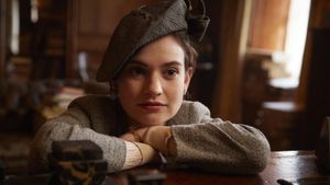 The Guernsey Literary and Potato Peel Pie Society's poster
