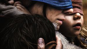 Bird Box's poster