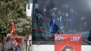 Illegal Hayatlar: Meclis's poster