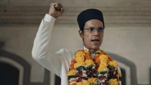 Swatantrya Veer Savarkar's poster