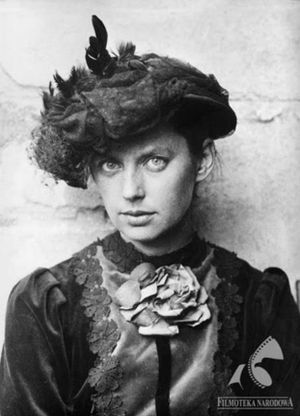 Woman in a Hat's poster
