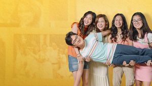 Four Sisters Before the Wedding's poster