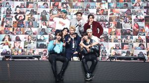 Stray Kids 'Unlock : GO LIVE IN LIFE''s poster