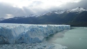 Sur le Front des Glaciers's poster