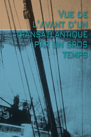 Vue de l'avant d'un transatlantique par un gros temps's poster