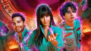 Phone Bhoot's poster