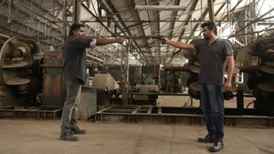 Vikram Vedha's poster