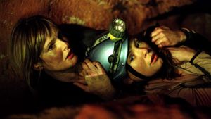 The Descent's poster