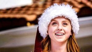 I'll Be Next Door for Christmas's poster
